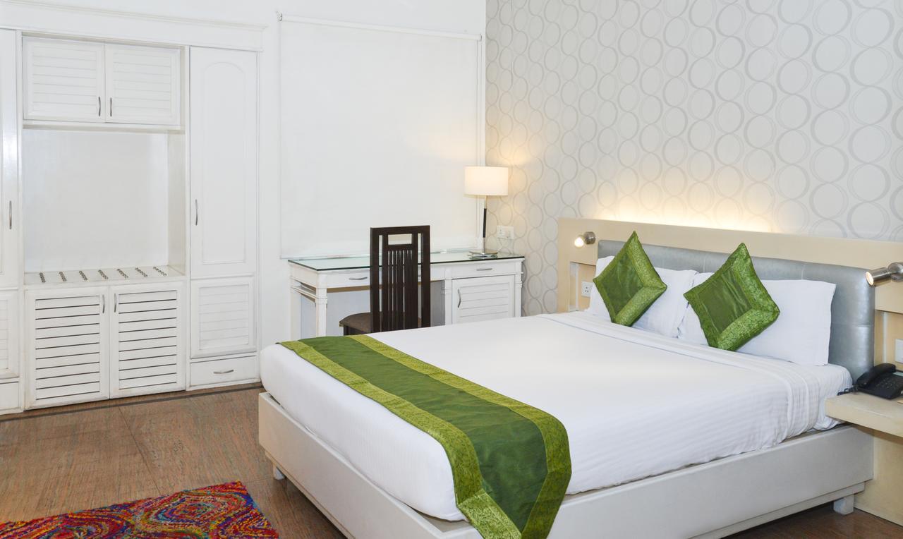 Treebo Check In By Oran Hotel นิวเดลี ภายนอก รูปภาพ