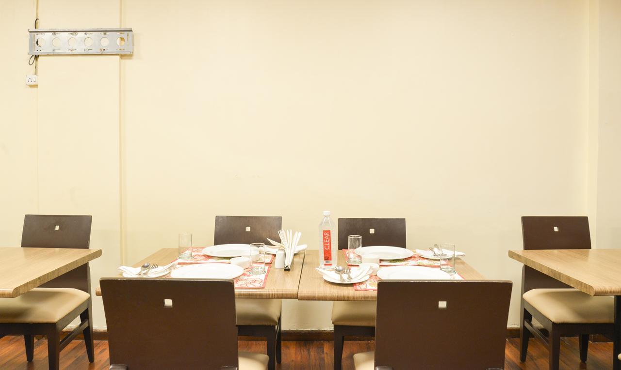 Treebo Check In By Oran Hotel นิวเดลี ภายนอก รูปภาพ