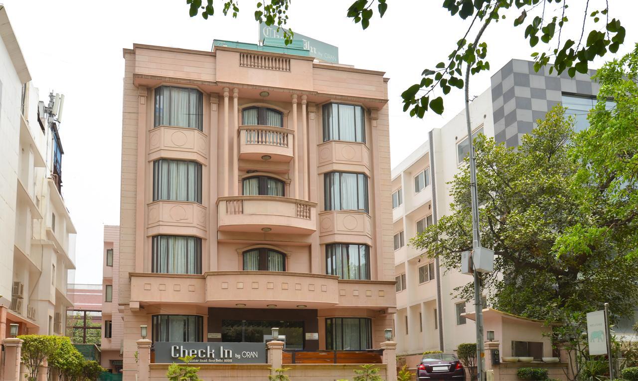Treebo Check In By Oran Hotel นิวเดลี ภายนอก รูปภาพ
