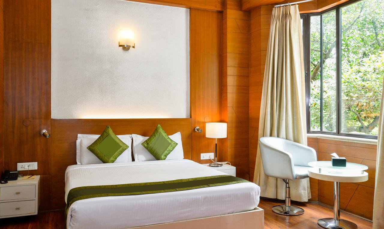 Treebo Check In By Oran Hotel นิวเดลี ภายนอก รูปภาพ