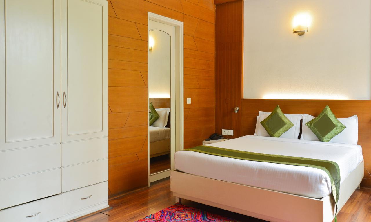 Treebo Check In By Oran Hotel นิวเดลี ภายนอก รูปภาพ
